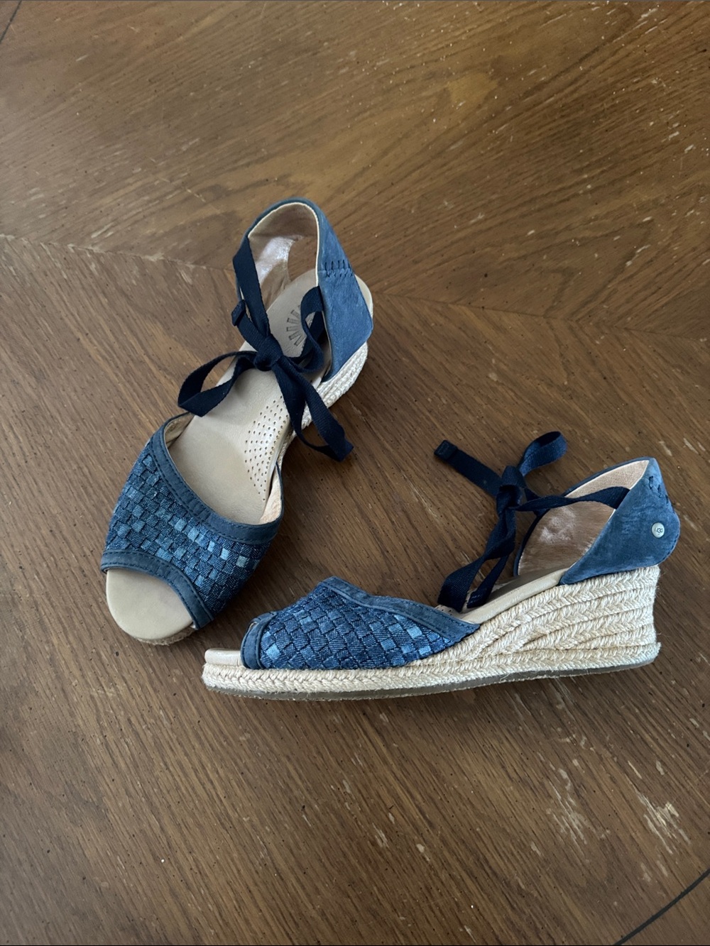 Ugg Delmar Blue Woven Espadrille Sandal Tie Ankle Strap Peep Toe Wedge Size 7